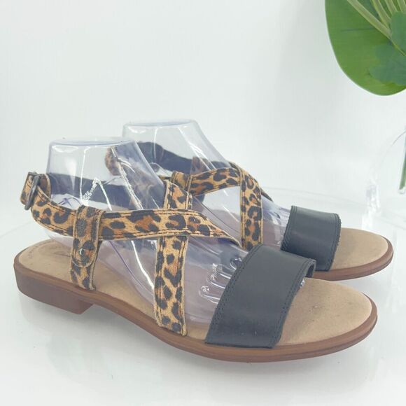 Clarks Women's Declan Spring Sandal Size 9 Black Leather Flat Ankle Strap Comfy - Picture 1 of 13